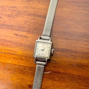 Vintage Seiko mechanical watch ladies